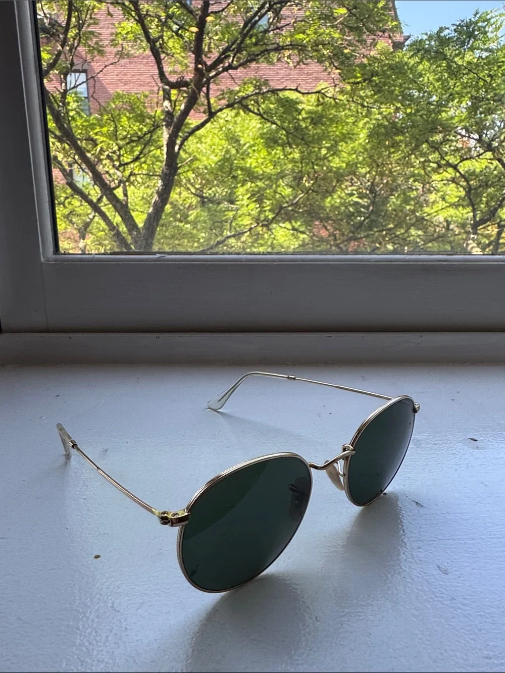 Ray-Ban Round Metal Sunglasses - Gold Frame with Dark Green Lenses